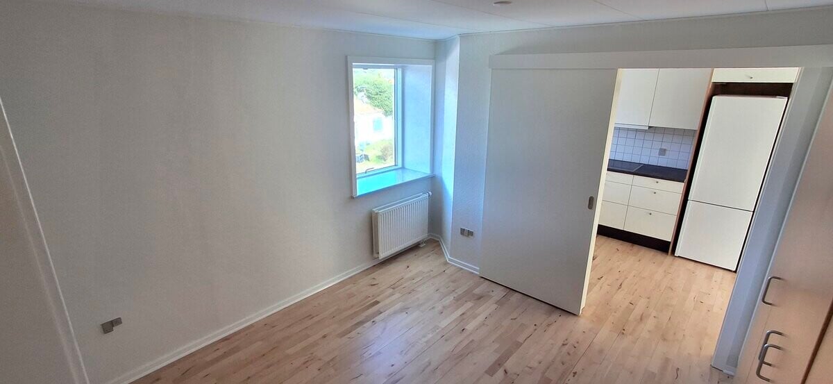 2-room apartment in Frederikshavn image 4