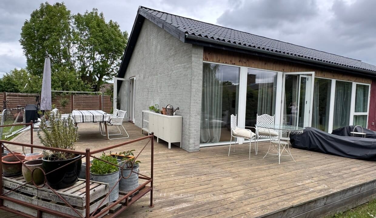 Møbleret hus med skøn have | Rødovre billede 1