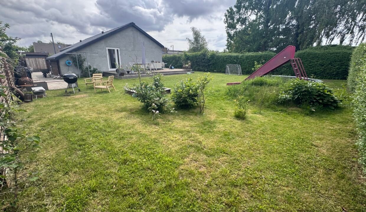 Møbleret hus med skøn have | Rødovre billede 2