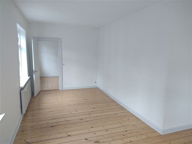 Dronningensgade 33, 1.th. værelse 1. billede 6