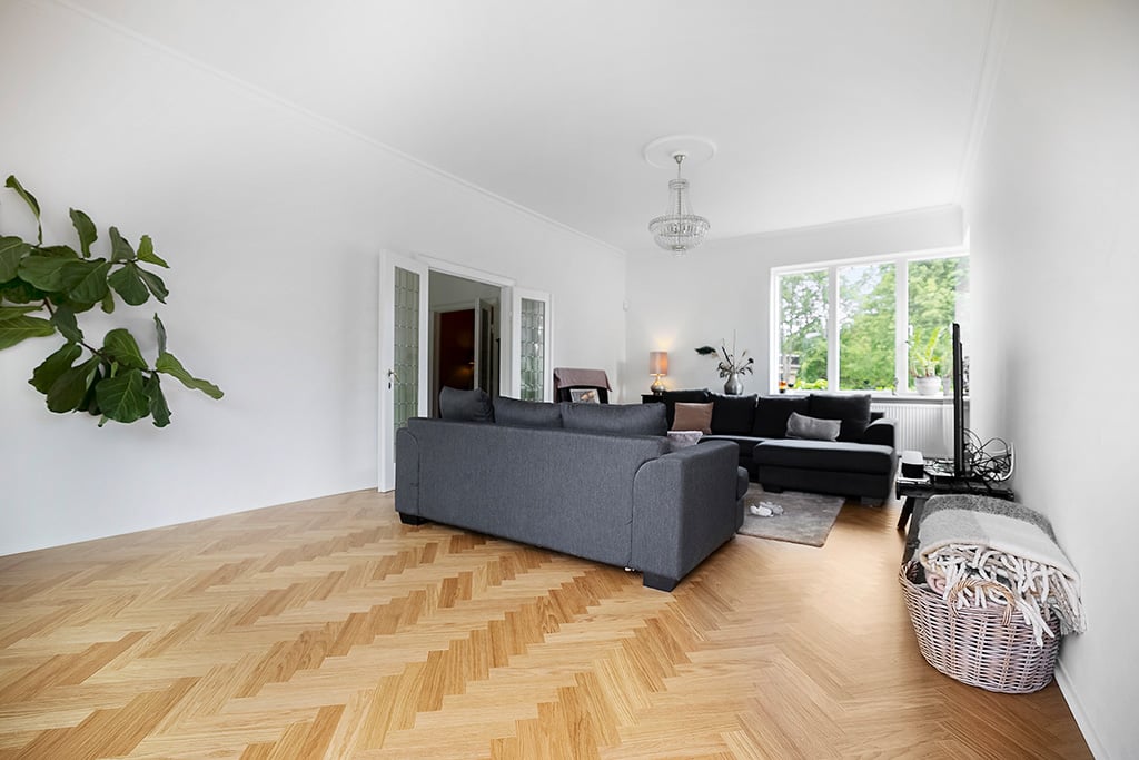 Klassisk Charlottenlund-villa med sjæl, historie og moderne komfort billede 4